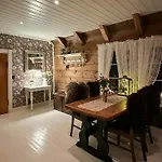 Дом отдыха Historic Farm With Sea View Over Bjornefjorden Tveit (Vest-Agder)
