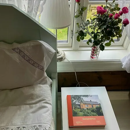 Historic Farm With Sea View Over Bjornefjorden Дом отдыха *